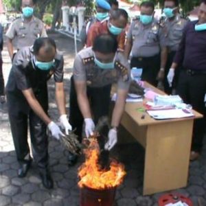 Polres Tanjungpinang Musnahkan Narkoba