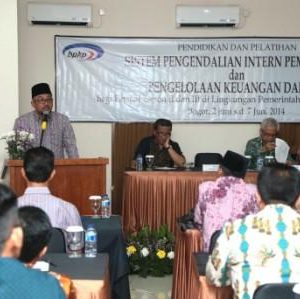 Wako Buka Pendidikan Dan Pelatihan Sistem Pengendalian Intern Pemerintah Serta Pengelolaan Keuangan Daerah