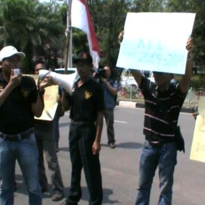 Dua Tersangka Dana Hibah Pilgub Kepri Belum Ditahan