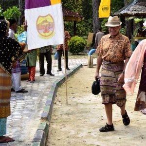 Masyarakat Benan Ingin Belajar Bahasa Inggris