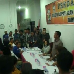 Balon Bupati Bintan Belum Serahkan Rekening Dana Kampanye