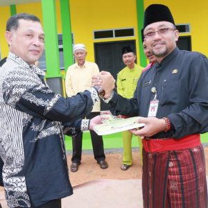 PT. Angkasa Pura II Serahkan Bantuan PKBL