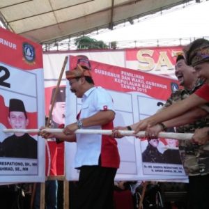 Ribuan Massa Pendukung SAH Padati Pamedan