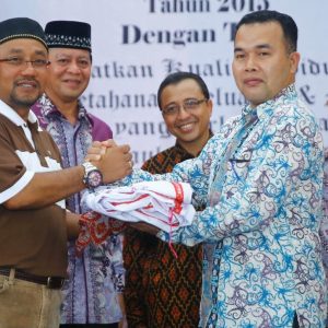 1000 Pantun Warnai HUT DWP Ke-16