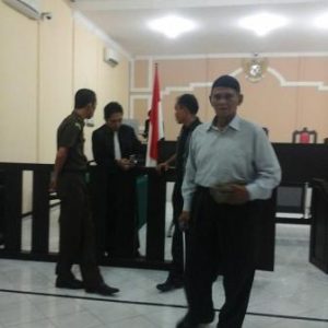 Obos Pikir Pikir Divonis 5,9 Tahun