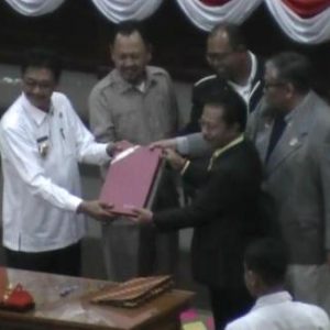 Ranperda APBD Kepri 2016 Disahkan Ulang