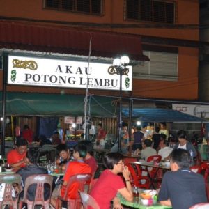 Pedagang Akau Keluhkan Rencana Kenaikan Uang Lampu Dan Kebersihan