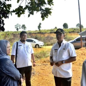 Bupati Bintan Tinjau Lahan Hibah Untuk Sekolah