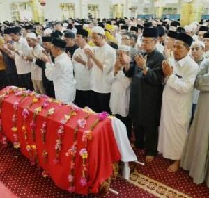 Ribuan Masyarakat Ikut Shalat Jenazah