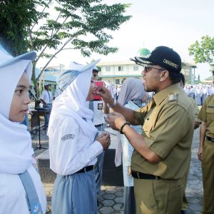 Pemko Tanjungpinang Berikan TTD Untuk Pelajar