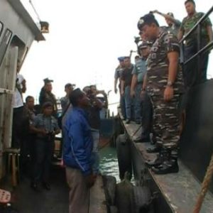 Tim WFQR Gagalkan Penyeludupan 80 Ton Minyak Hitam