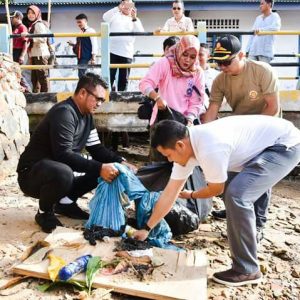 Antisipasi Gejala DBD, Bupati Bintan Himbau Masyarakat Jaga Lingkungan Bersih.