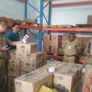 BPOM Kepri Sita Puluhan Merk Produk Makanan Luar  Tanpa Izin Edar