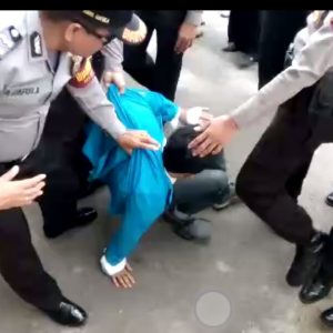 Unjukrasa Mahasiswa Berakhir Ricuh