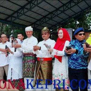 Pilkada Damai Dua Paslon Bacakan Puisi