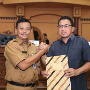 DPRD dan Pemko Tanjungpinang Sahkan Sembilan Perda