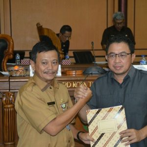 DPRD dan Pemko Tanjungpinang Sepakati 11 Raperda Propemperda Tahun 2018