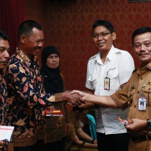 Mulai Maret 2018 Insentif RT/RW dibayar Non Tunai