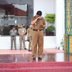 Isdianto, tak Kuasa Menahan Air Mata, Ketika Menyanyikan Lagu Ayah