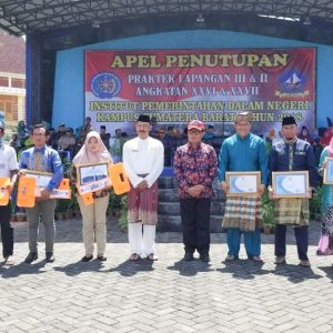 Sekda Kab Bintan Pimpin Apel Penutupan Praktek Lapangan Praja IPDN Kampus Sumbar