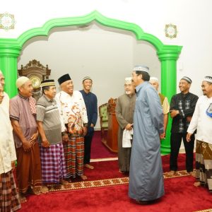 Jalin Komunikasi dengan Masyarakat