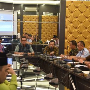 Pimpin Rapat Persiapan Idul Fitri, Bupati Bintan Tekankan 3 Hal