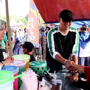 Bupati Kibarkan Bendera Merah Putih Di Perkantoran Sempena HUT-RI Ke-73