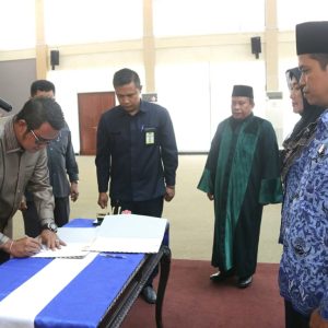 Bupati Bintan Lantik 27 Kepala sekolah SD dan SMP