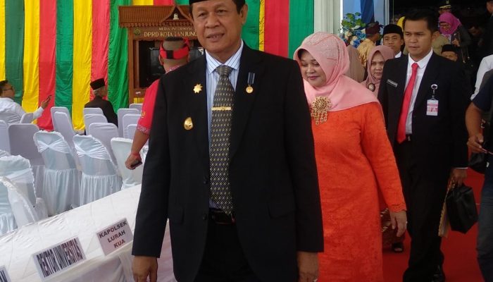 Isdianto Hadiri Pelantikan Anggota DPRD Tanjungpinang