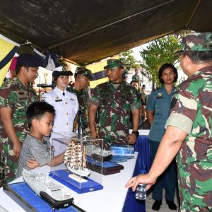Promosikan TNI Angkatan Laut Kepada Masyarakat,Lantamal VIII Gelar Pameran