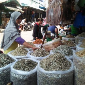 Bilis Jadi Buah Tangan Bagi Wisatawan Yang Datang Ke Tanjungpinang