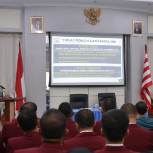 Mahasiswa Unhan Studi Visit Ke Mako Lantamal VIII