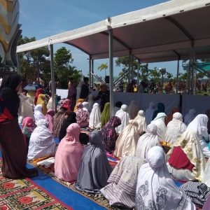 Sholat Gerhana Berjamaah Sambut Gerhana Matahari Cincin