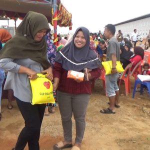 500 KK Warga Galang Batang Terima Sembako