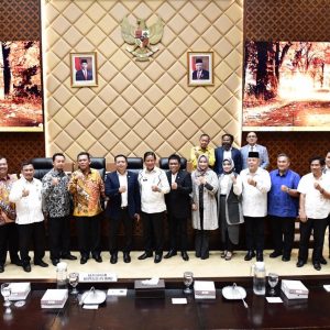 Ketua Serta Anggota Komisi V DPR RI Dukung Pembangunan Jembatan Babin
