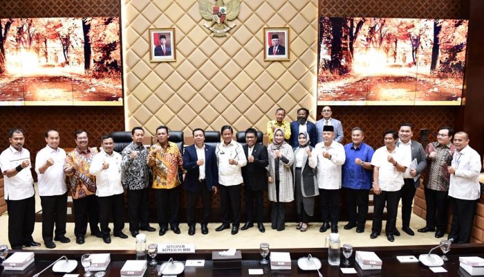 Ketua Serta Anggota Komisi V DPR RI Dukung Pembangunan Jembatan Babin