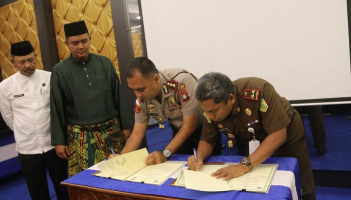 Pemkab Bintan MoU Dengan Polres Dan Kejari Bintan