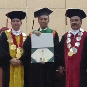 Rektor Apresiasi Kapolrestabes Surabaya Wisudawan Doktoral Terbaik USU Medan
