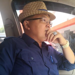 Isdianto Tepuk Gendang, Ismeth Menari