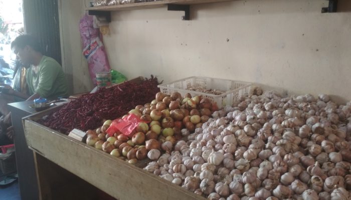 Harga Bawang Putih Anjlok Rp22 Ribu Per Kg