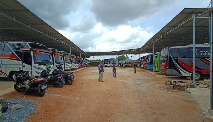 Dampak Virus Corona Puluhan Bus Pariwisata Tidak Beroperasi