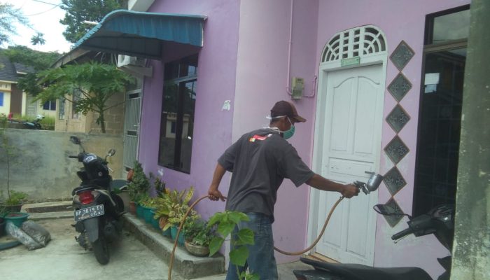 Warga Perum Pinang Cipta Karya Antisipasi Corona Secara Mandiri