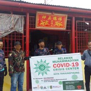 Relawan Muhamadiyah Covid-19 Crisis Center Siapkan Tenaga Dan Sembako Warga