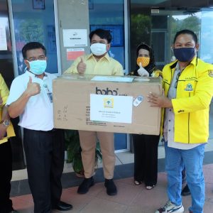 DPD Partai Golkar Tanjungpinang Serahkan 25 Set APD Ke RSUD Tanjungpinang