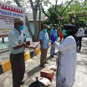 Pemko Salurkan Paket Sembako Untuk 3.000 KK