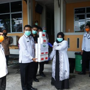 Pemko Tanjungpinang Terima 300 Rapid Test dari Yayasan Buddha Tzu Chi Indonesia