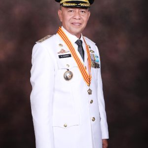 Isdianto Teteskan Airmata Mendengar Kabar Walikota Tanjungpinang Meninggal