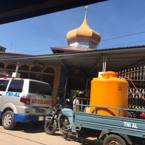 Lawan Covid 19 Jajaran Pangkalan Lantamal VIII Lakukan Penyemprotan Disinfektan