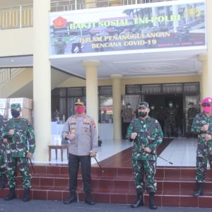 Peduli Dampak COVID-19 TNI-POLRI Di Manado Gelar Baksos