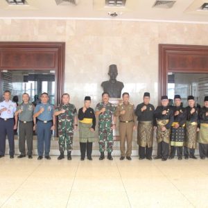 Panglima TNI Siap Terima Gelar Adat Yang Diberikan